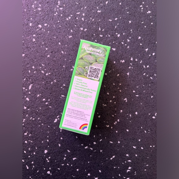 Dr. Botanicals | Aloe Vera Superfood Eye Serum 15mL - Picture 7 of 10